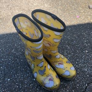 Sloggers women’s rain boots only worn for an hour
